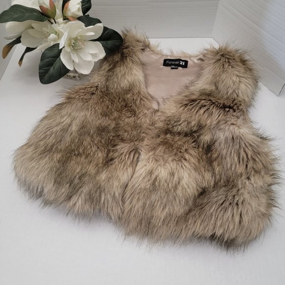 Womens Forever 21 Boutique Faux Fur Beige Brown Black Vest Jacket Cover Up M - Picture 6 of 11